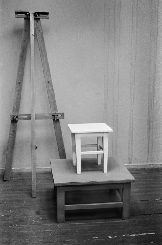 Workshop on lavender Boulevard fragment. This podium remember all models, VV, 1985